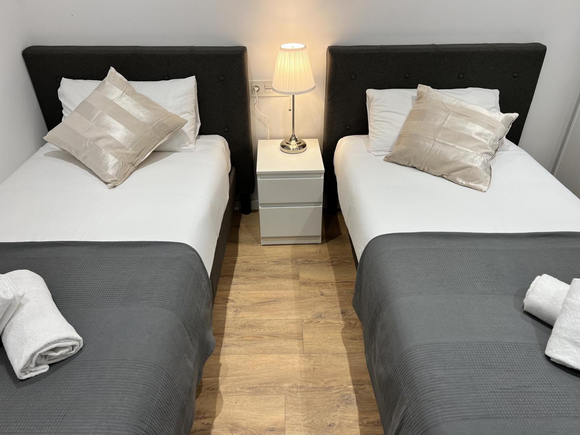 Apartamenticos Plaza Las Armas III Сарагоса Экстерьер фото